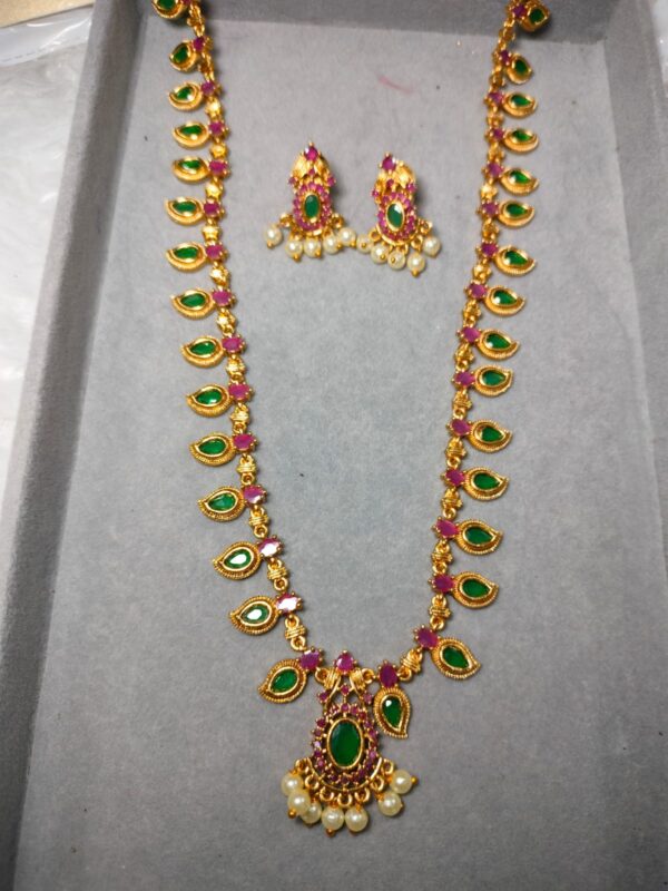 Traditional Kemp Stone Manga Malai Necklace Set with Jhumkas